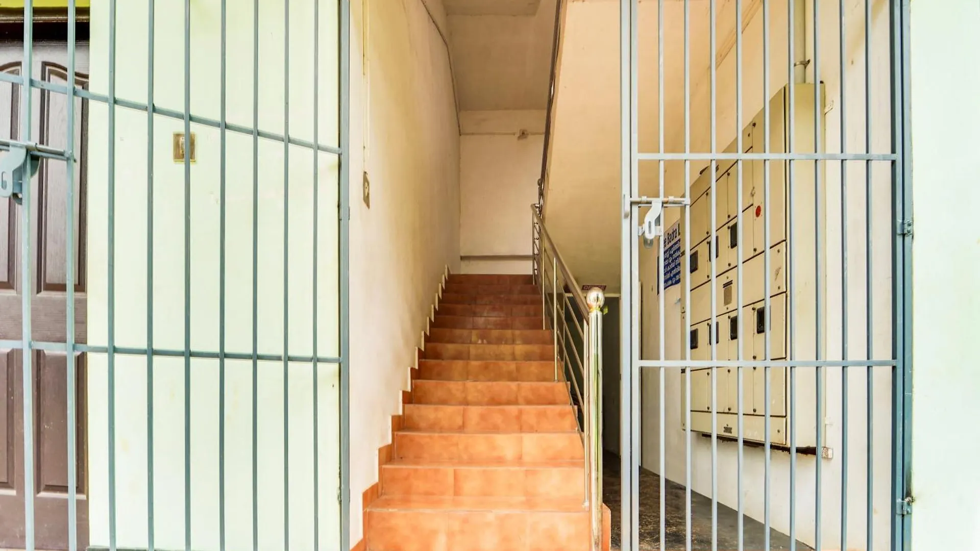 Hotel O Sree Badra Lodge Thekkumkara
